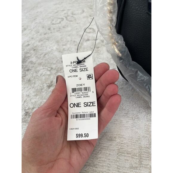 Y2K INC Black Faux Leather Shoulder Bag Gold Chain Hardware Fits iPhone NWT - Picture 2 of 11